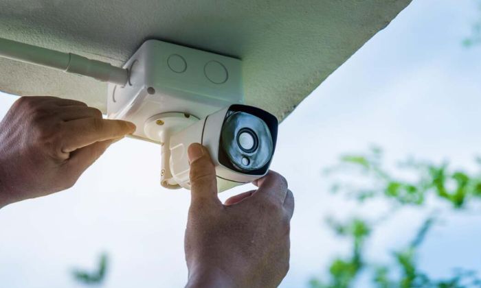 wired vs wireless security camera system