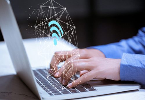 Stay-Connected-in-the-Office-1-rjs0sygu92vzol2a4k7hvbnaiybomfizjol2pz7344